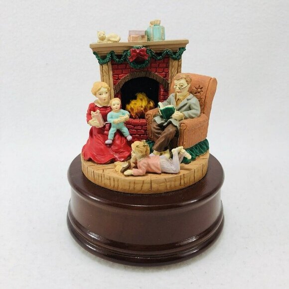Other - Wind Up Christmas Music Box Song Musical Family Fireplace Gift Mom Dad Kid Cat